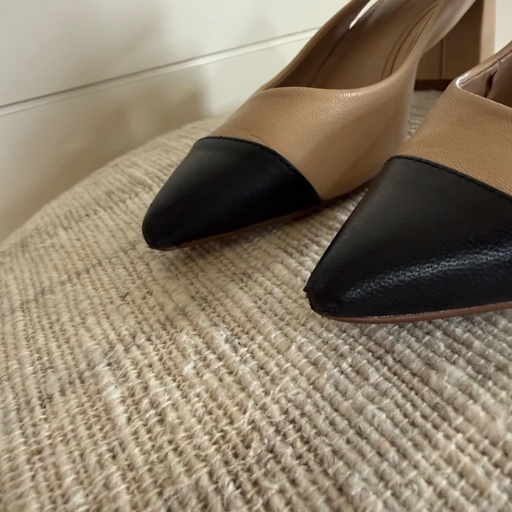 Banana Republic Tan and Black Slingback Heels - Picture 4 of 6